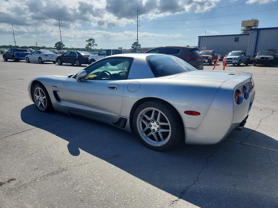 Photo 2 from auction – 2004 CHEVROLET CORVETTE with VIN 1G1YY12SX45125315