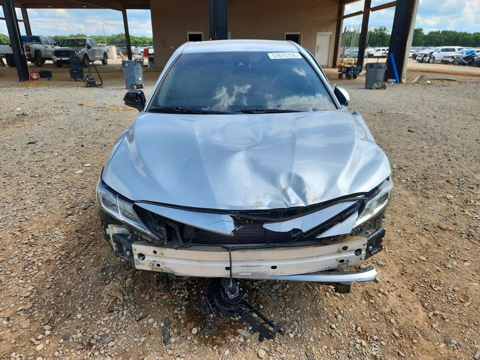 Photo 5 from auction – 2020 TOYOTA CAMRY with VIN 4T1C11AK8LU935906