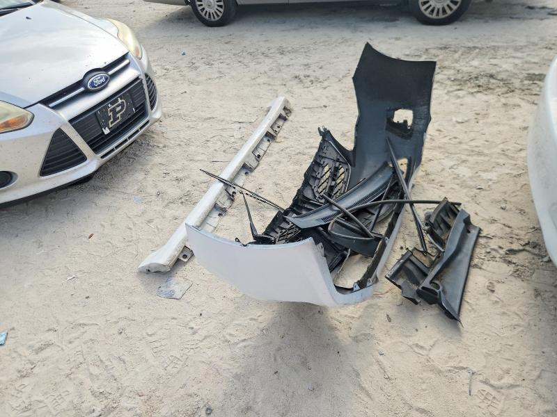 Photo 12 from auction – 2013 TOYOTA COROLLA with VIN 5YFBU4EE5DP192858