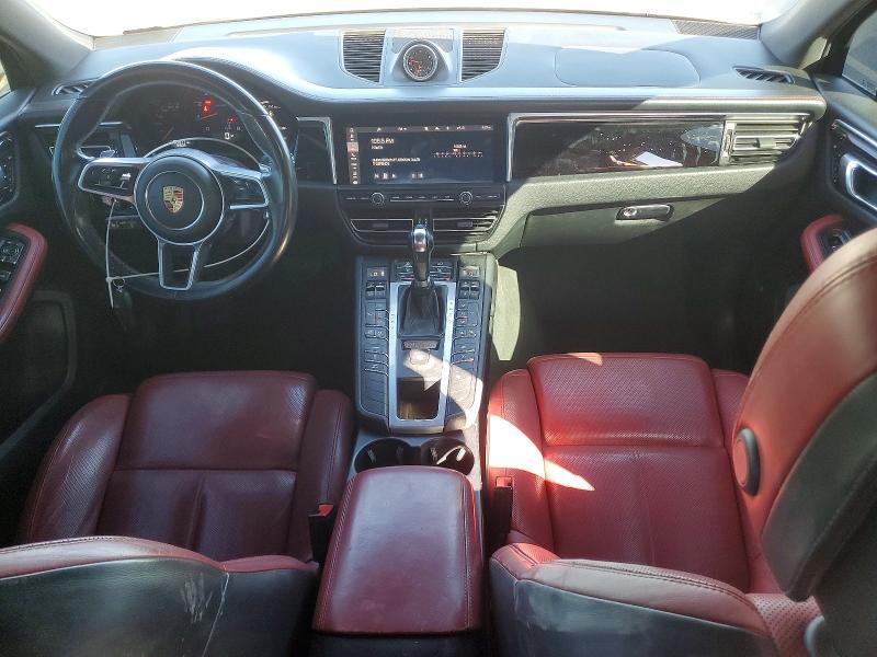 Photo 8 from auction – 2020 PORSCHE MACAN with VIN WP1AA2A53LLB14213