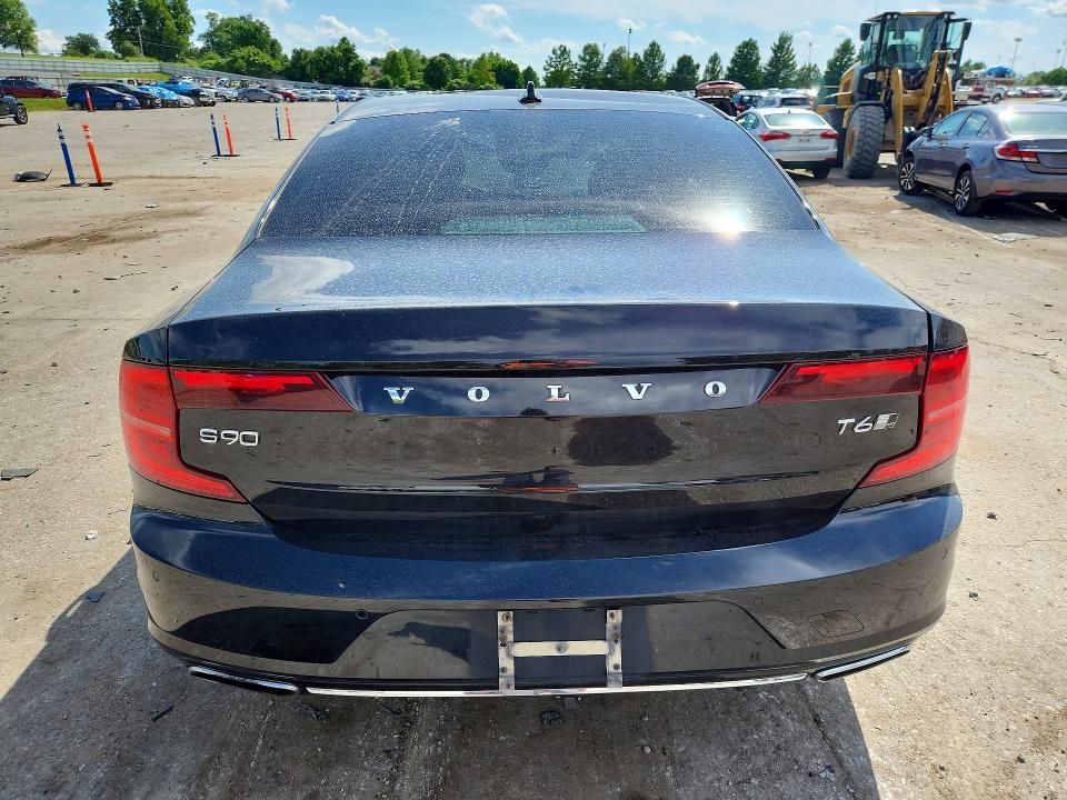Photo 6 from auction – 2017 VOLVO S90 with VIN YV1A22ML6H1004522