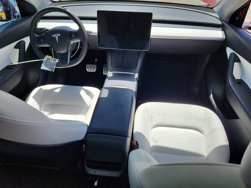 Photo 8 from auction – 2022 TESLA MODEL Y with VIN 7SAYGDEF8NF381160
