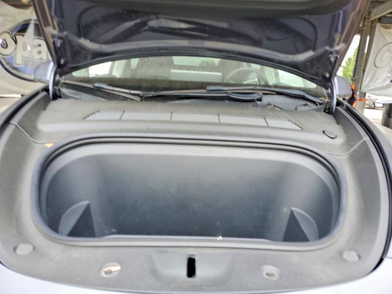 Photo 11 from auction – 2021 TESLA MODEL Y with VIN 5YJYGDEE7MF303469