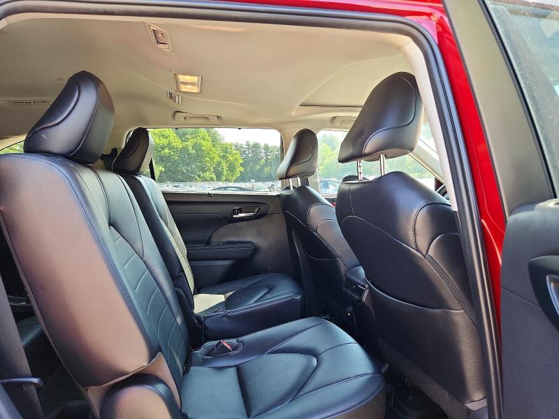Photo 11 from auction – 2023 TOYOTA HIGHLANDER with VIN 5TDKDRBH7PS028423