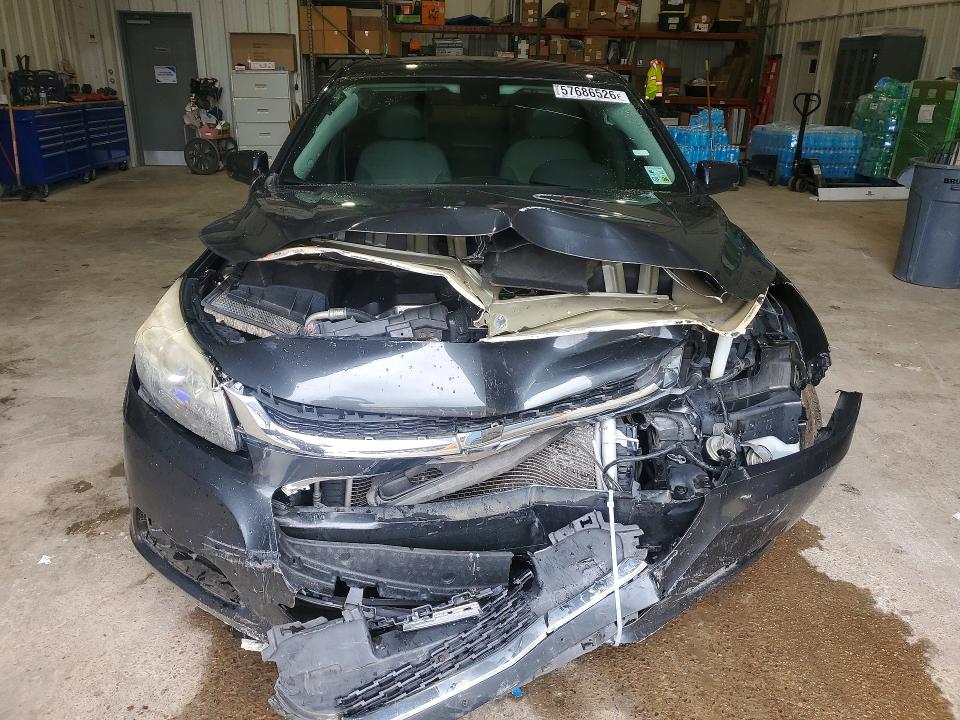 Photo 5 from auction – 2014 CHEVROLET MALIBU with VIN 1G11C5SL1EF126994