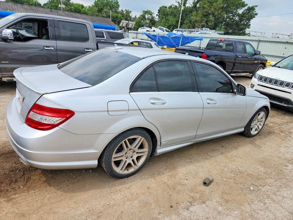 Photo 3 from auction – 2008 MERCEDES-BENZ C with VIN WDDGF56X68F036840