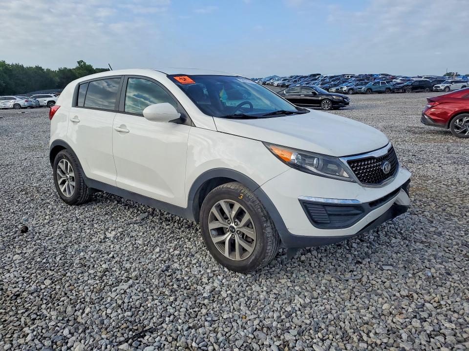 Снимка 4 от търг – 2016 KIA SPORTAGE с VIN KNDPB3AC5G7880603
