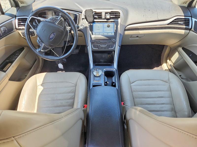 Photo 8 from auction – 2017 FORD FUSION with VIN 3FA6P0T95HR283156