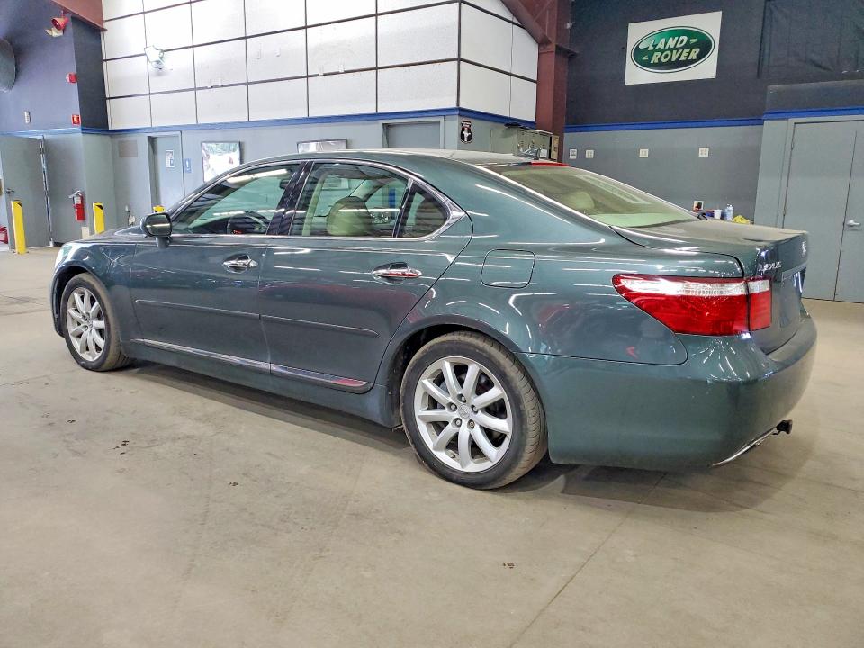 Photo 2 from auction – 2007 LEXUS LS with VIN JTHBL46F375047649