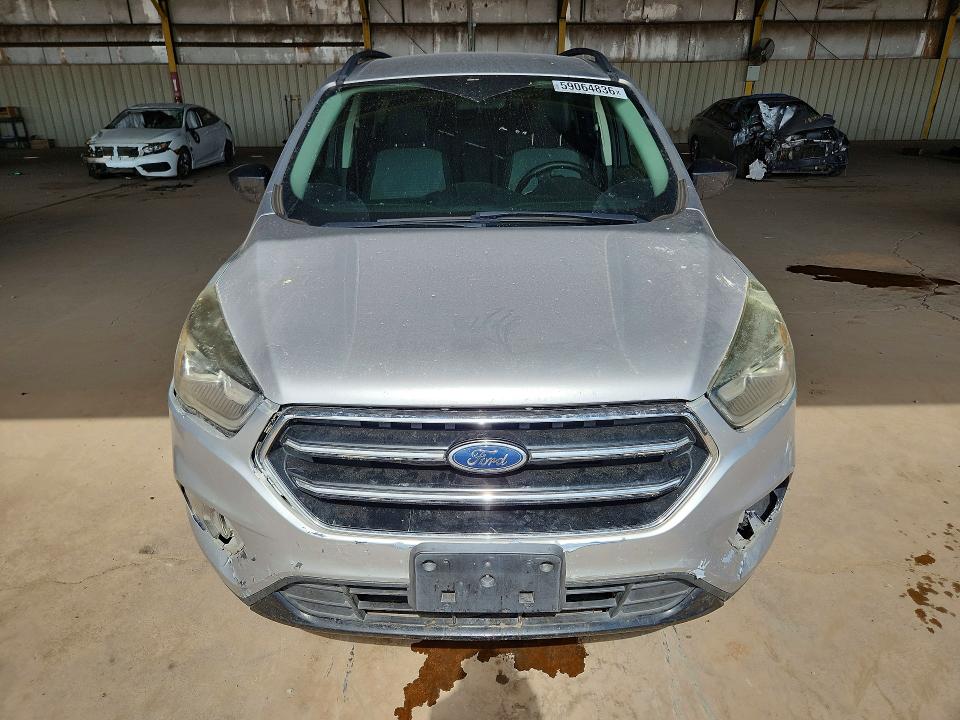 Photo 5 from auction – 2017 FORD ESCAPE with VIN 1FMCU0GD7HUC67033