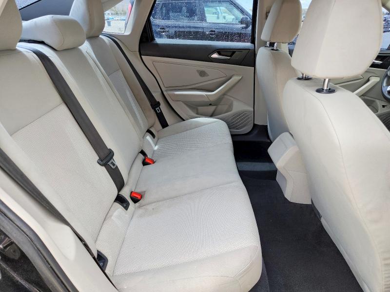 Photo 10 from auction – 2019 VOLKSWAGEN JETTA with VIN 3VWC57BU1KM075973