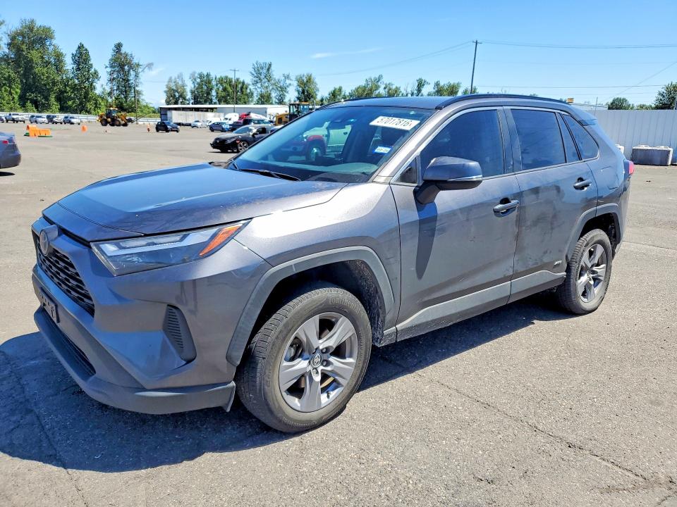 Photo 1 from auction – 2022 TOYOTA RAV4 with VIN 4T3RWRFV7NU062687