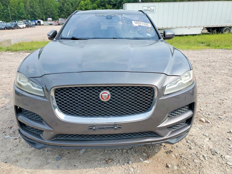 Photo 5 from auction – 2017 JAGUAR F-PACE with VIN SADCK2BV8HA054264