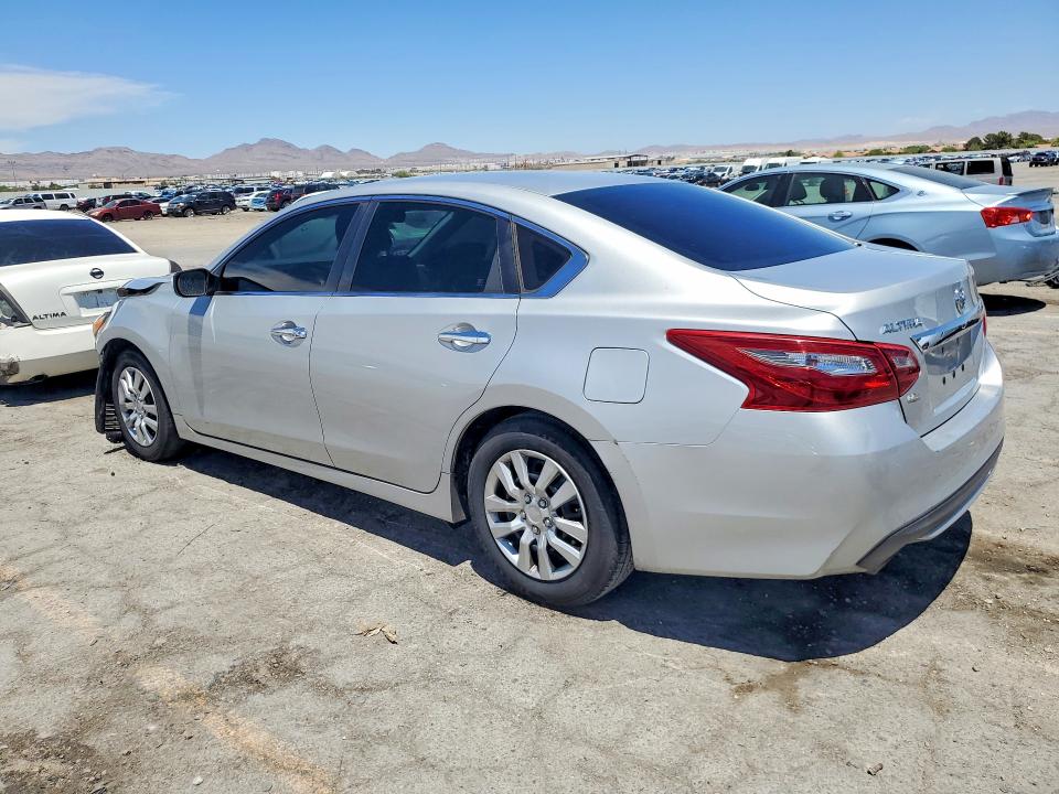 Photo 2 from auction – 2018 NISSAN ALTIMA with VIN 1N4AL3AP8JC148329