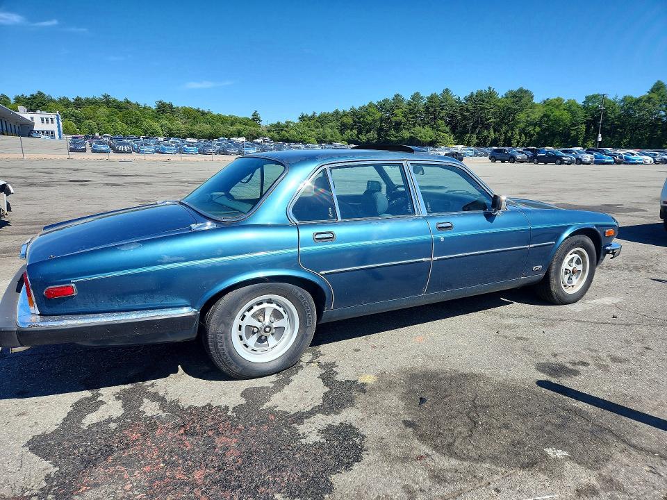 Photo 3 from auction – 1985 JAGUAR XJ6 with VIN SAJAV1347FC411771