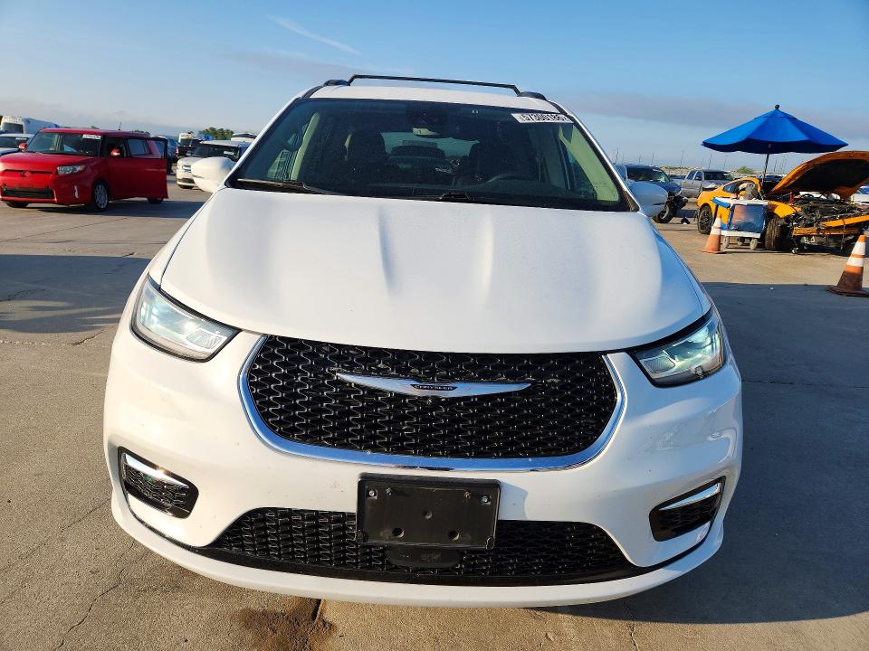 Photo 5 from auction – 2022 CHRYSLER PACIFICA with VIN 2C4RC1BG5NR206376