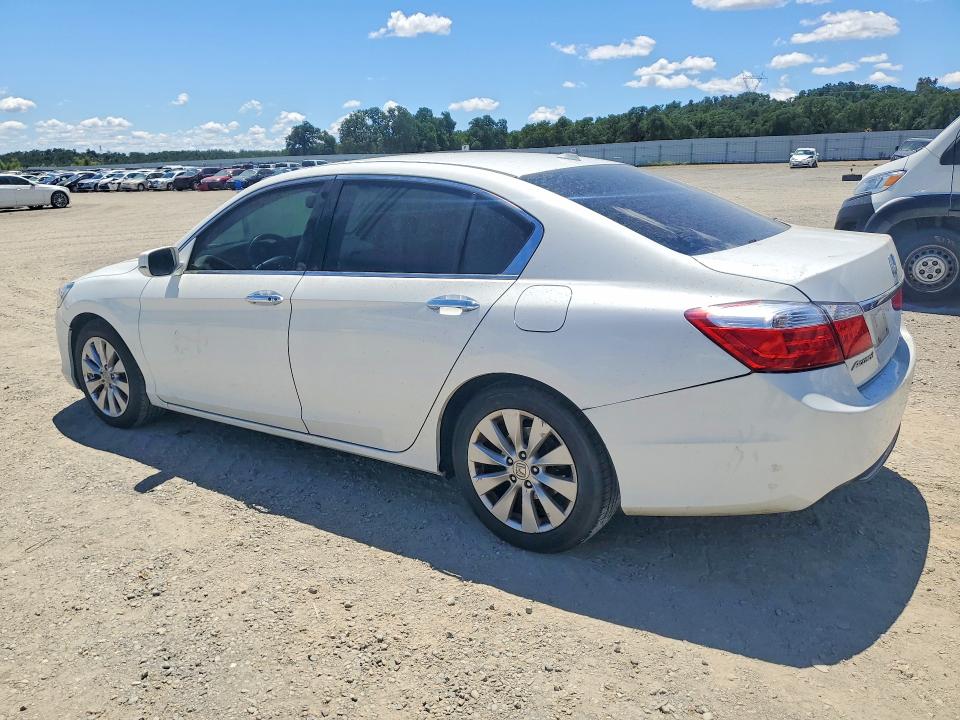 Photo 2 from auction – 2014 HONDA ACCORD with VIN 1HGCR3F80EA004716