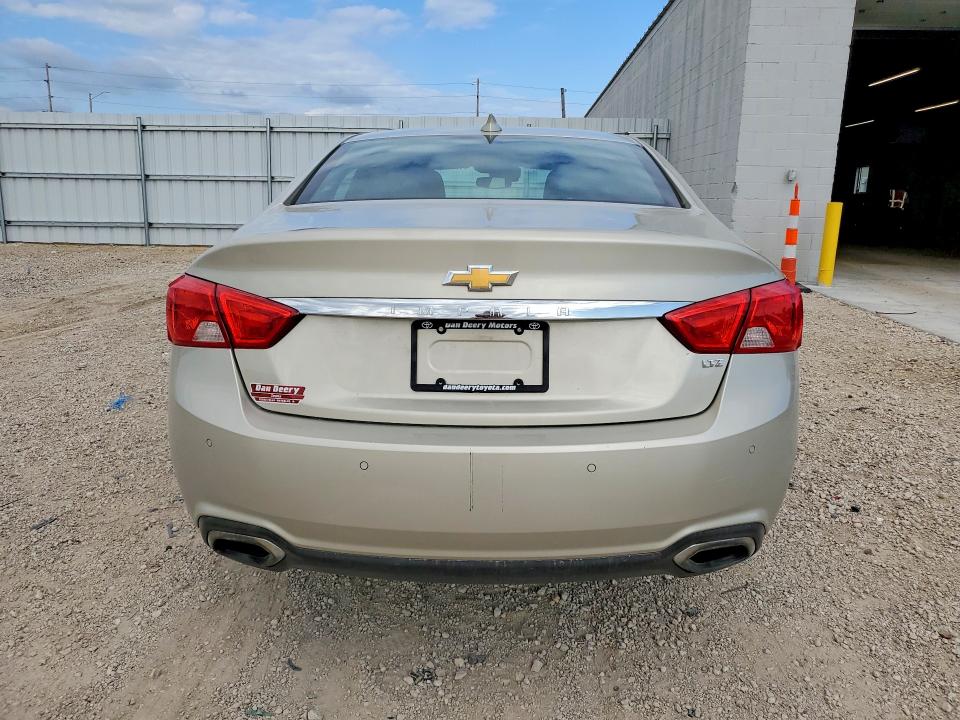 Фото 6 с аукциона – 2015 CHEVROLET IMPALA с VIN 2G1155SL1F9284630