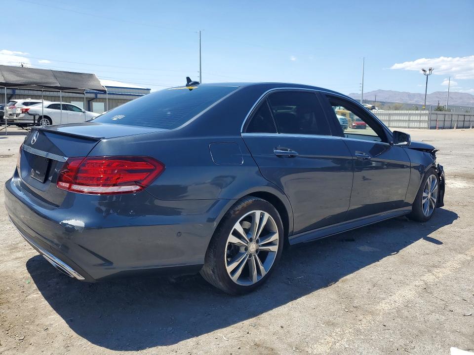 Photo 3 from auction – 2016 MERCEDES-BENZ E with VIN WDDHF5KB9GB230119