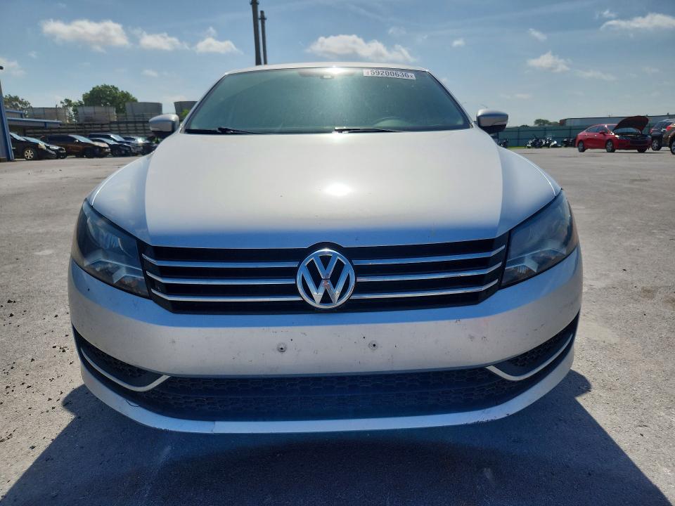 Photo 5 from auction – 2014 VOLKSWAGEN PASSAT with VIN 1VWBS7A31EC108750