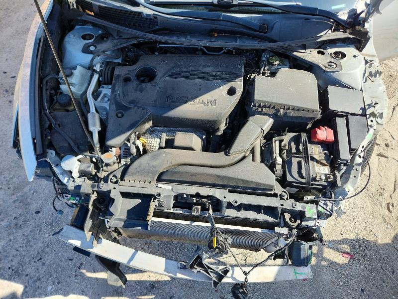 Photo 11 from auction – 2018 NISSAN ALTIMA with VIN 1N4AL3AP9JC156102