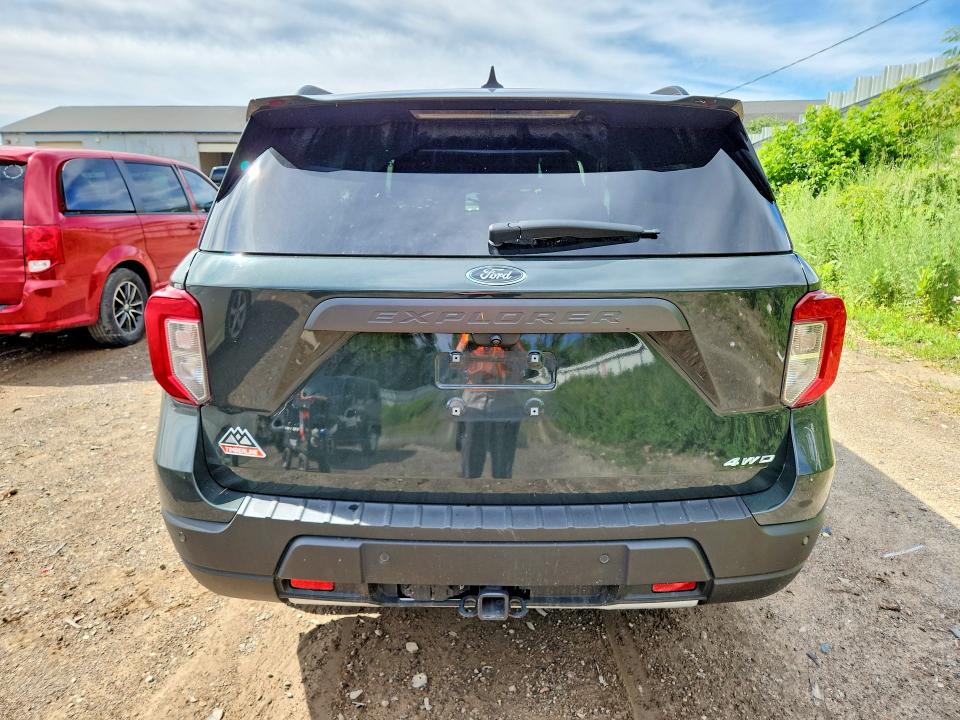 Photo 6 from auction – 2023 FORD EXPLORER with VIN 1FMSK8JH8PGA51846