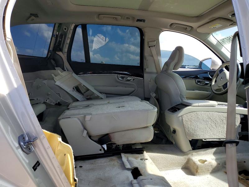 Photo 10 from auction – 2016 VOLVO XC90 with VIN YV4A22PK6G1037170