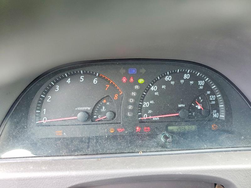 Photo 9 from auction – 2004 TOYOTA CAMRY with VIN 4T1BE32K84U286443