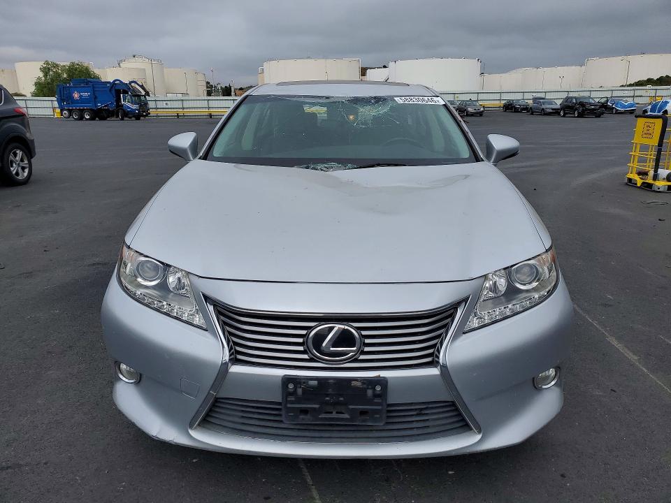 Photo 5 from auction – 2015 LEXUS ES with VIN JTHBK1GG2F2207612