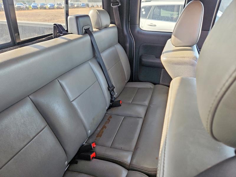 Photo 10 from auction – 2004 FORD F150 with VIN 1FTPX14504NA85744