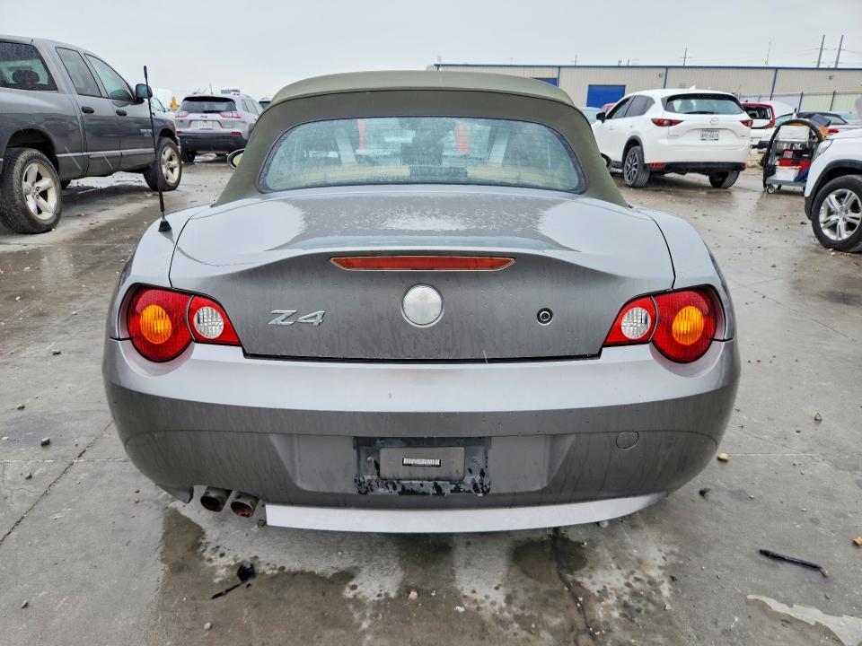 Photo 6 from auction – 2004 BMW Z4 with VIN 4USBT33554LR68473