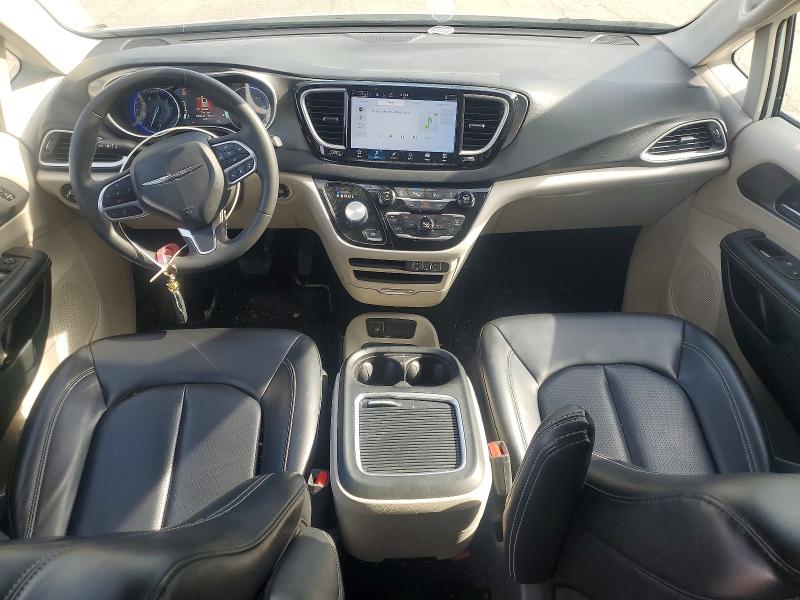 Photo 8 from auction – 2023 CHRYSLER PACIFICA with VIN 2C4RC1BG8PR620223