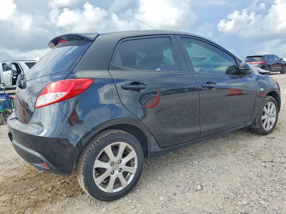 صورة رقم 3 من المزاد - 2011 MAZDA MAZDA2 مع VIN JM1DE1HY9B0109756