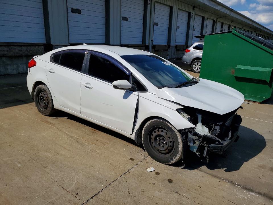 Photo 4 from auction – 2016 KIA FORTE with VIN KNAFK4A68G5459589