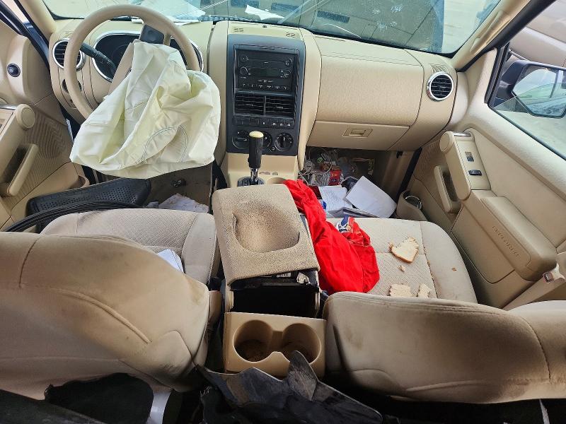 Photo 8 from auction – 2006 FORD EXPLORER with VIN 1FMEU72E96UB03300