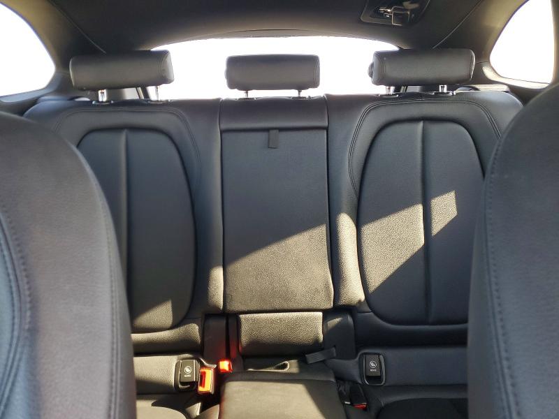 Photo 10 from auction – 2018 BMW X1 with VIN WBXHU7C38J5H45062