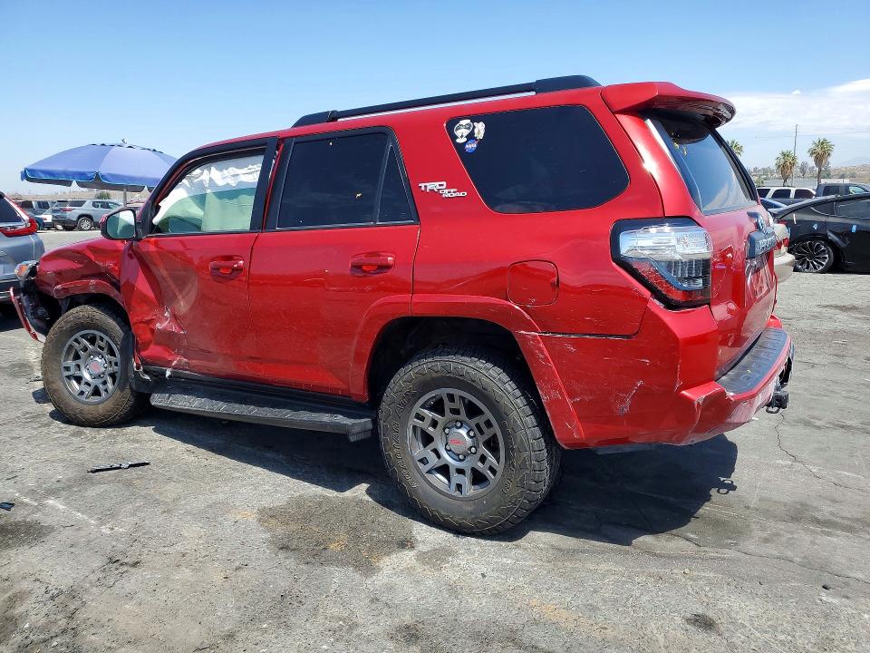 Photo 2 from auction – 2019 TOYOTA 4RUNNER with VIN JTEBU5JR9K5648915