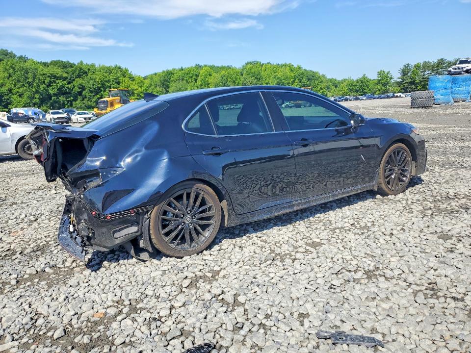 Photo 3 from auction – 2024 TOYOTA CAMRY with VIN 4T1K31AK0RU628888