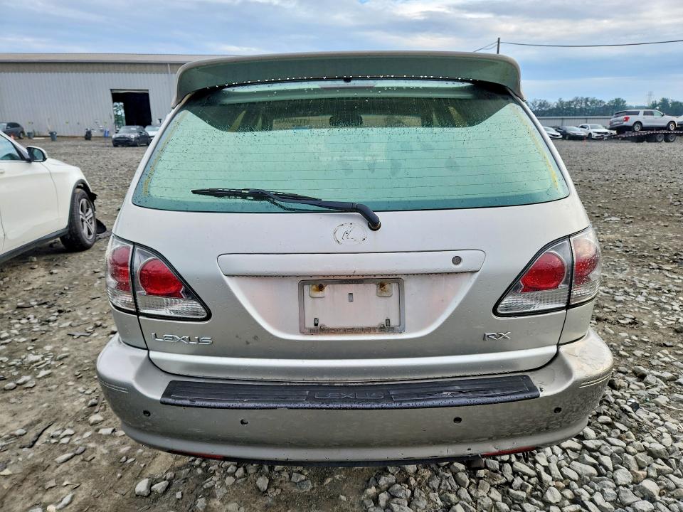Photo 6 from auction – 2003 LEXUS RX with VIN JTJHF10U930306058