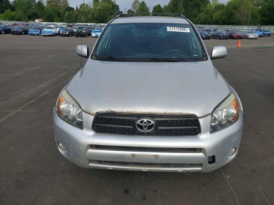 Photo 5 from auction – 2006 TOYOTA RAV4 with VIN JTMBD32V365046053