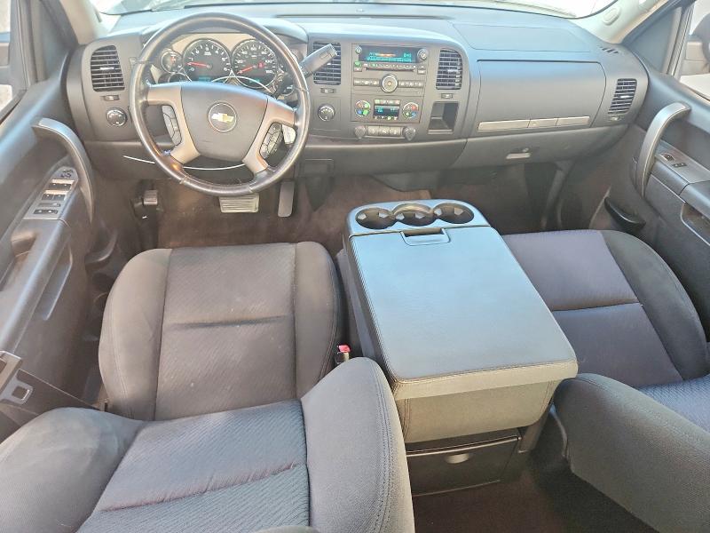 Photo 8 from auction – 2011 CHEVROLET SILVERADO with VIN 1GCRKSE39BZ455380