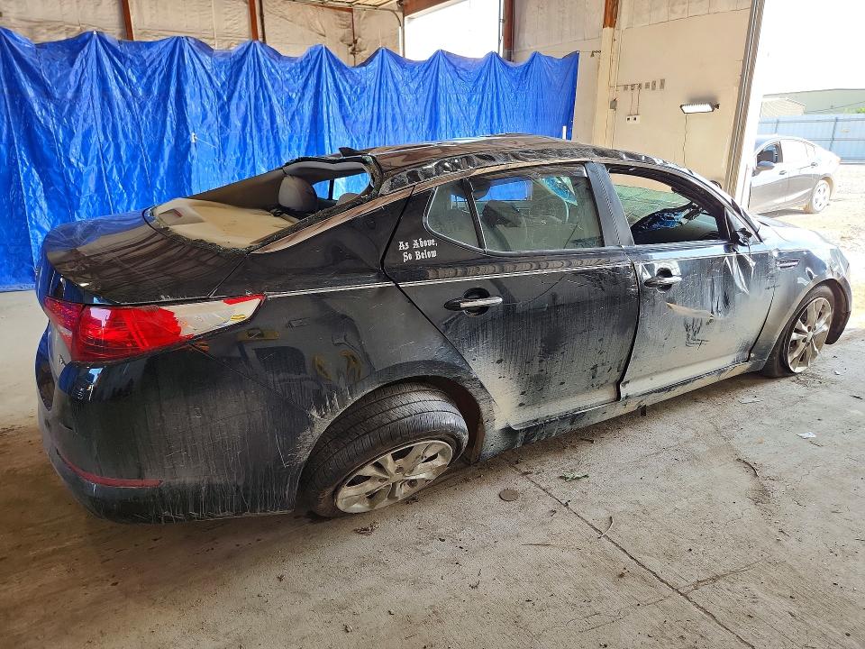 Photo 3 from auction – 2012 KIA OPTIMA with VIN 5XXGN4A72CG061579
