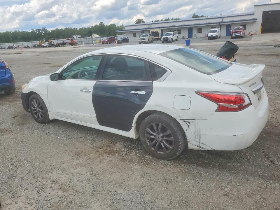 Photo 2 from auction – 2015 NISSAN ALTIMA with VIN 1N4AL3AP0FN921452