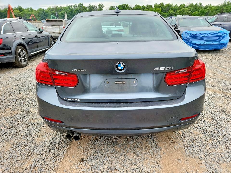 Photo 6 from auction – 2015 BMW 328 with VIN WBA3B5G57FNS15325