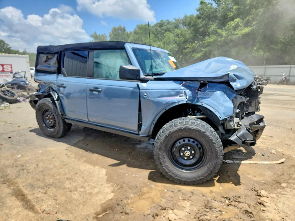 Photo 4 from auction – 2023 FORD BRONCO with VIN 1FMEE5BP0PLB31030