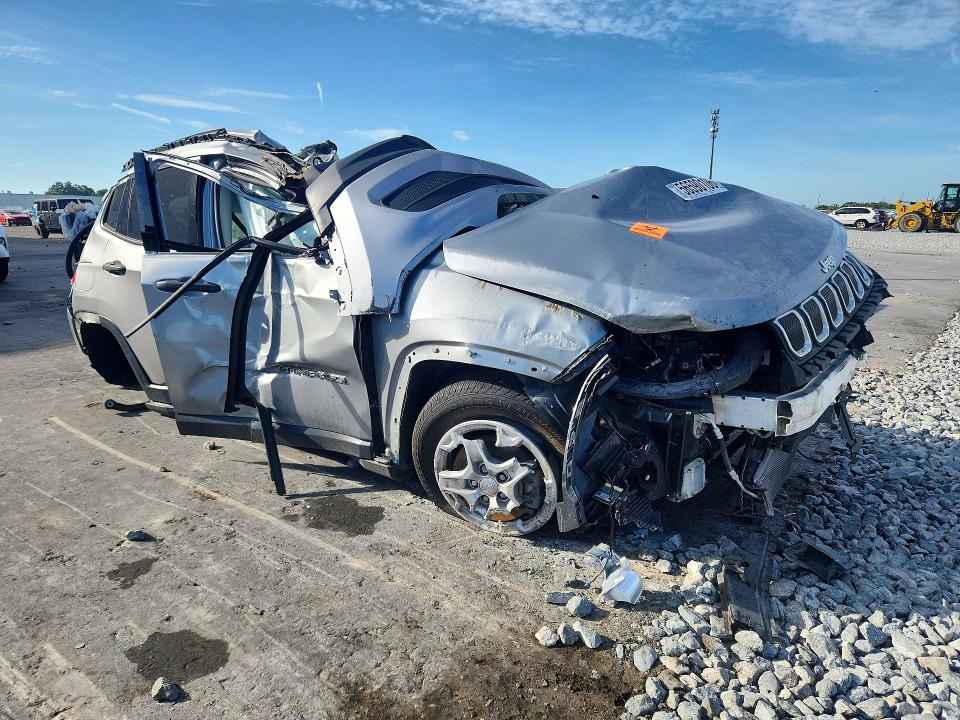 Photo 4 from auction – 2022 JEEP COMPASS with VIN 3C4NJDAB0NT106856