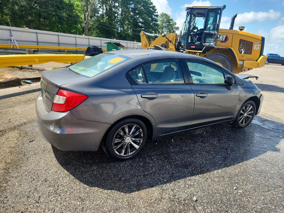 Photo 3 from auction – 2012 HONDA CIVIC with VIN 2HGFB2F8XCH505932