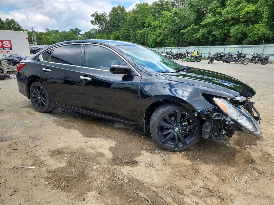 Photo 4 from auction – 2017 NISSAN ALTIMA with VIN 1N4AL3AP2HC491261