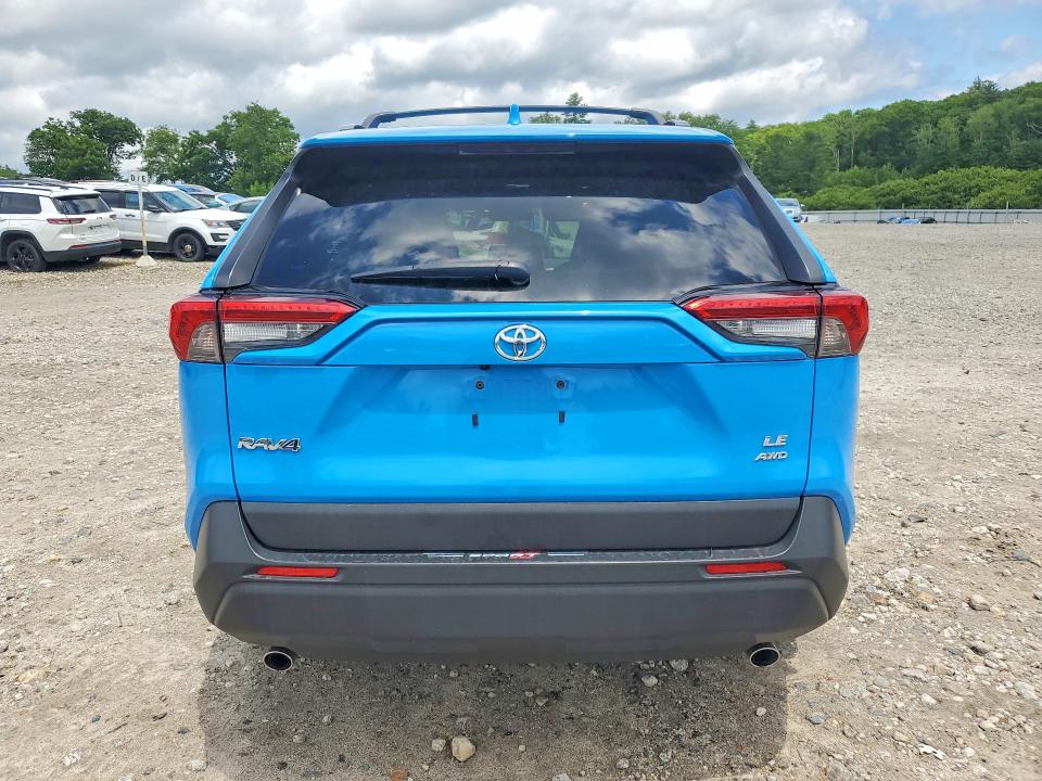 Photo 6 from auction – 2019 TOYOTA RAV4 with VIN JTMF1RFV7KD013399