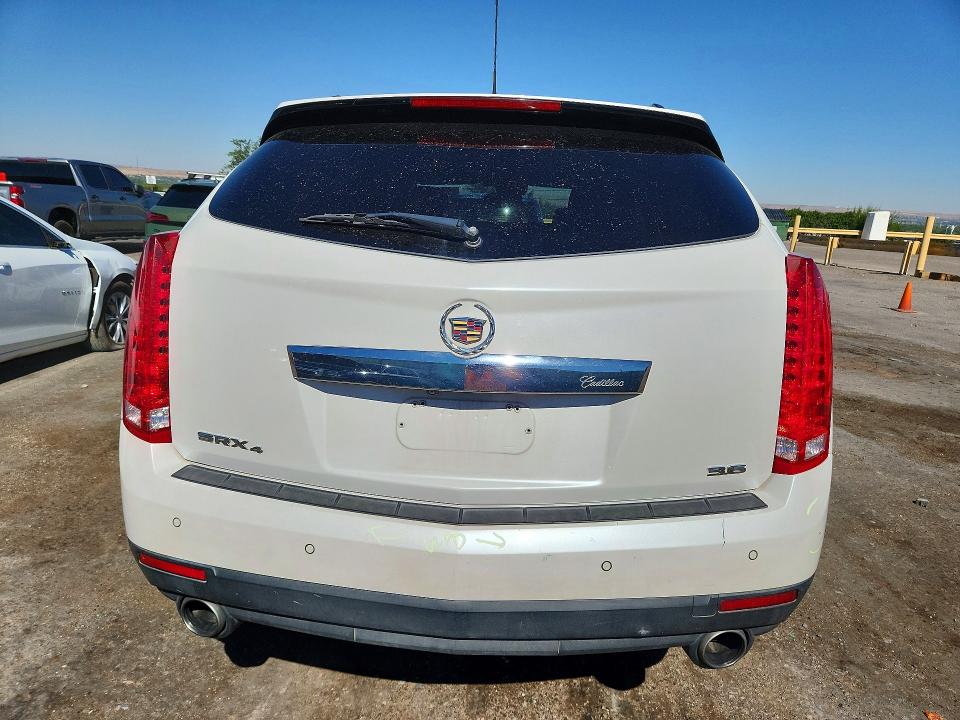 Photo 6 from auction – 2016 CADILLAC SRX with VIN 3GYFNDE36GS533084